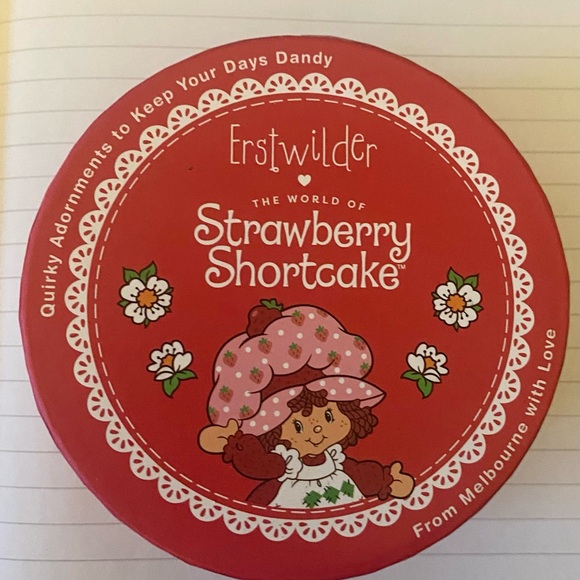 NWT- Erstwilder x Strawberry Shortcake - Adventure Awaits Bicycle Brooch - Picture 2 of 5